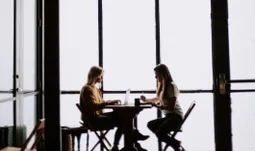 Forget investment banks, students should apply to the Big Four