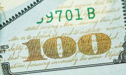 JPMorgan increased junior traders' salaries to $100k too