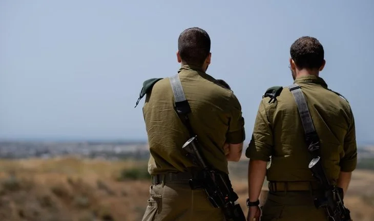 "Last week I was an analyst at a US bank. This week I'm fighting in Israel"