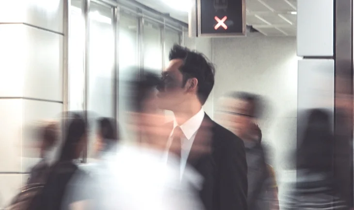 Hong Kong bankers welcome return to office, despite “fully packed” elevators