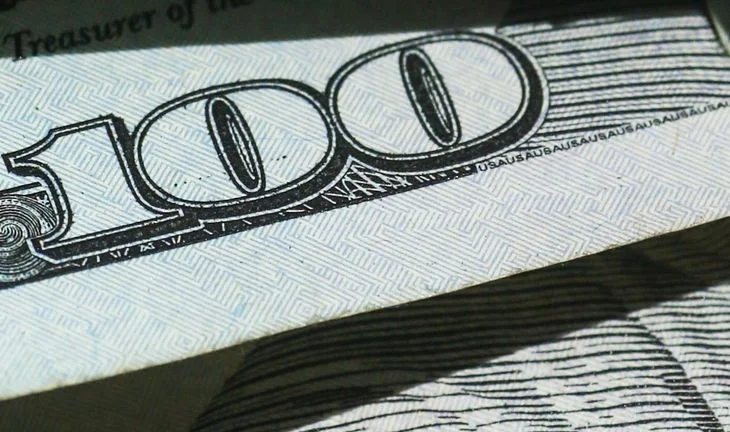 Goldman Sachs is keeping a tight grip on bonuses as costs rise